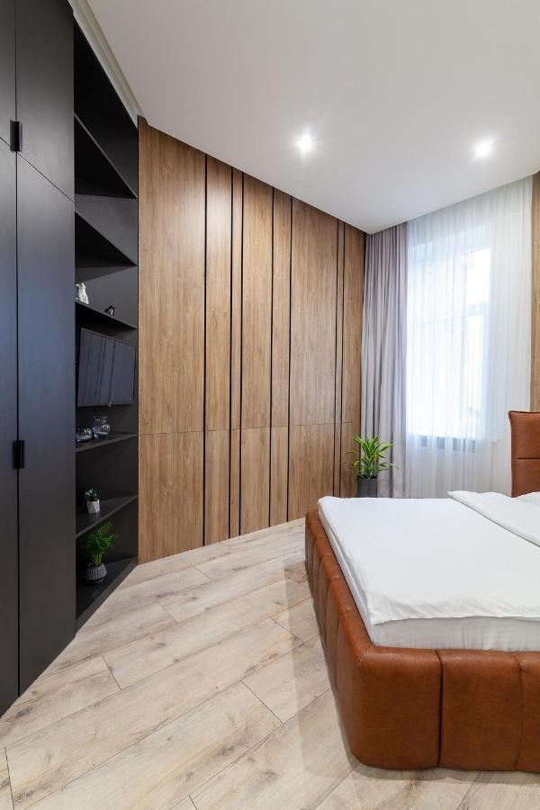 Royal Vip Apartment On Leontovicha 5 Lemberg Exterior foto