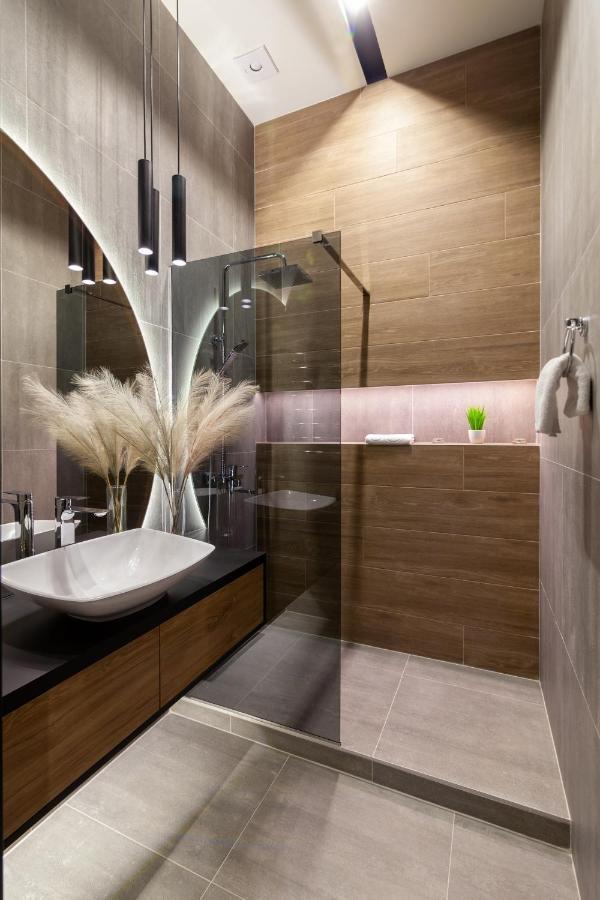 Royal Vip Apartment On Leontovicha 5 Lemberg Exterior foto